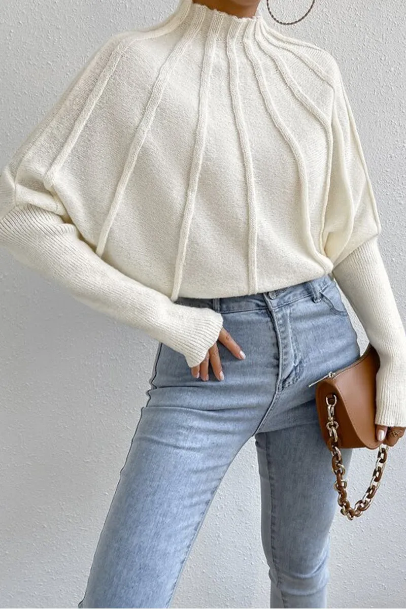 HWQ1400 Half turtleneck bat sleeve sweater