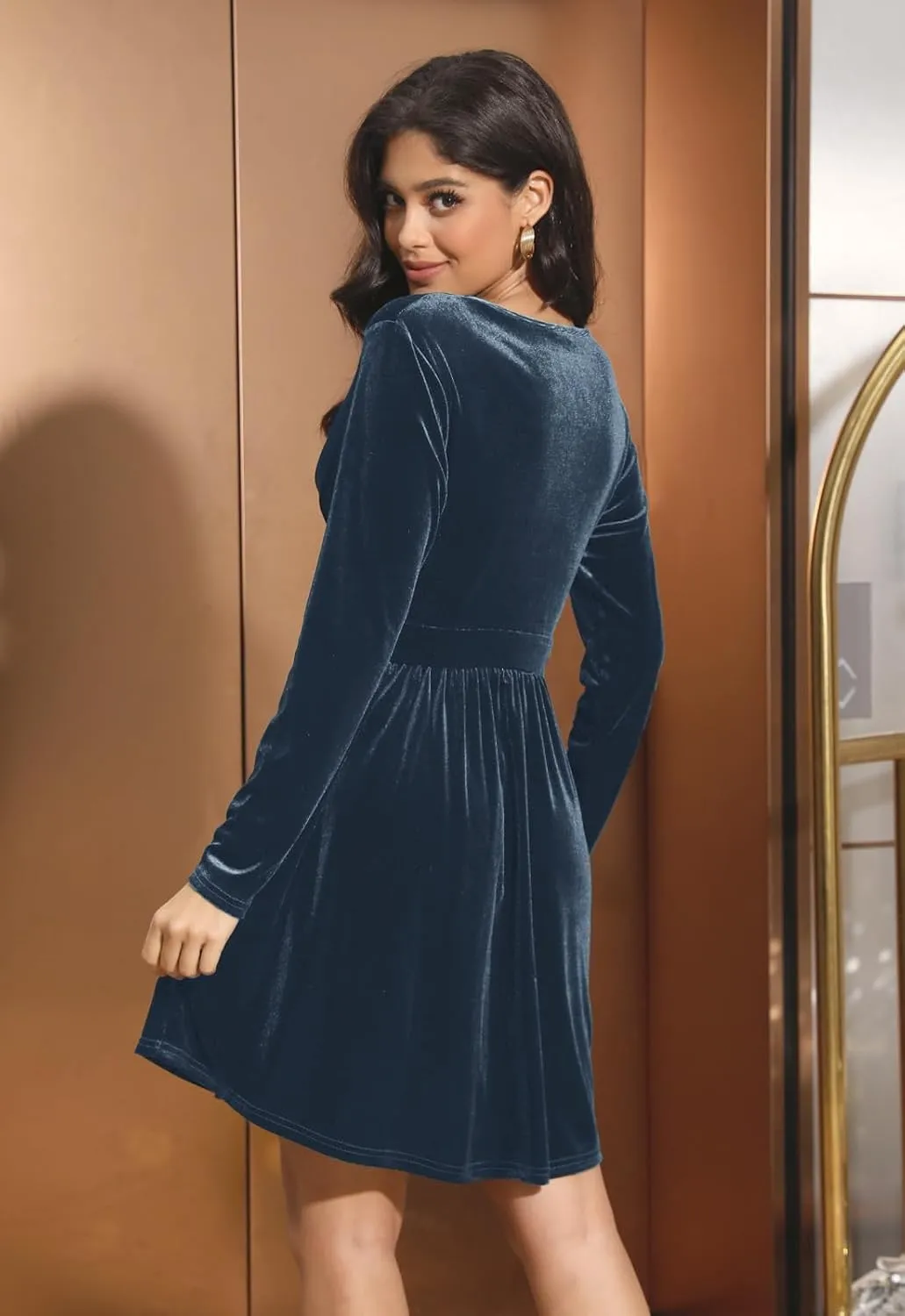 Jayscreate Women's 2024 V Neck Velvet Dress Pocket Long Sleeve Fall Winter Wrap Tunic Short Party Wedding Guest Dress