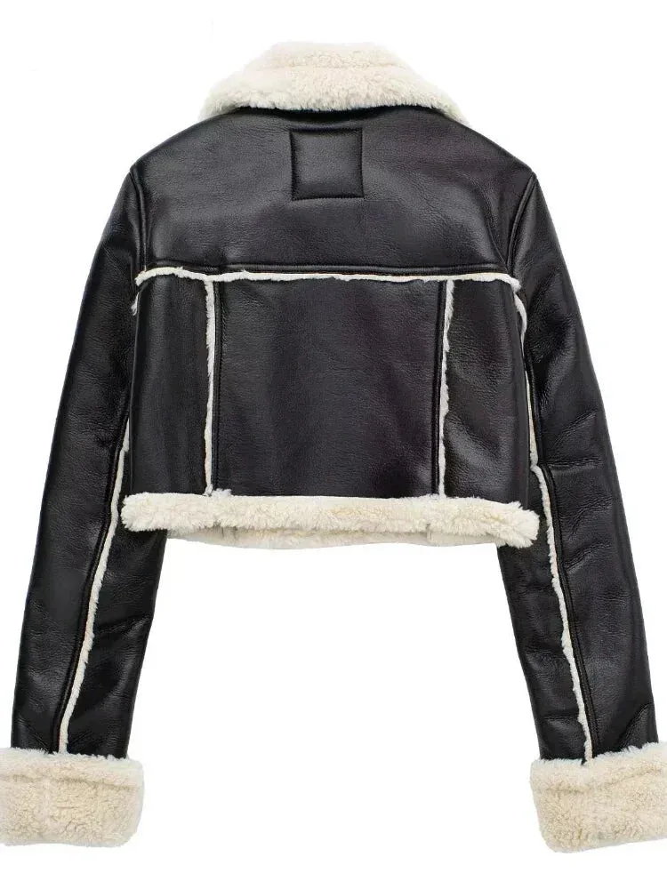 Modern Cropped Leather Jacket with Cozy Faux Fur Lining