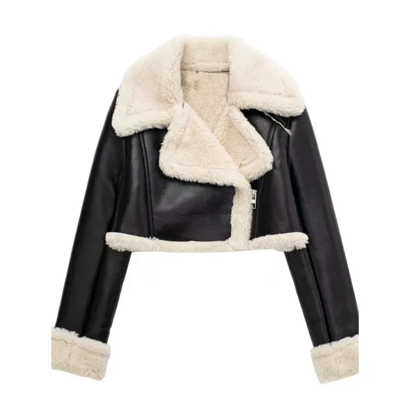 Modern Cropped Leather Jacket with Cozy Faux Fur Lining